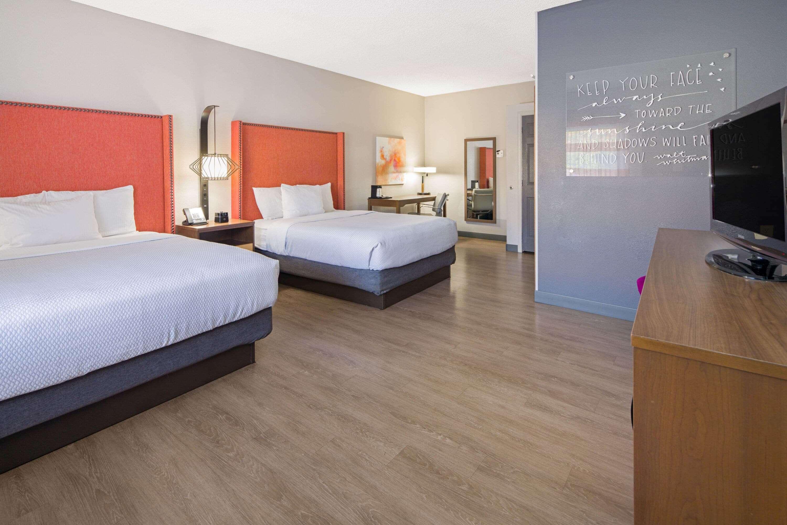 מלון סנטה אנה La Quinta By Wyndham Orange County Airport מראה חיצוני תמונה